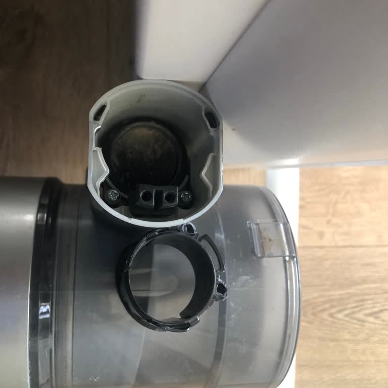 Vestel S70 G Süpürge Tamirinde Parça Değişimi Yapılmadan Ücret Alındı Ve Sorun Çözülmedi