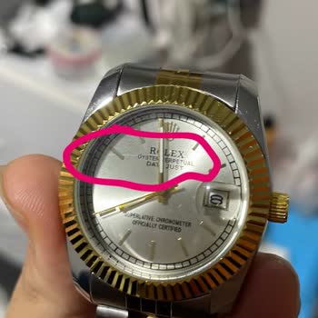 Sıfır Ürün Diye Aldığım Saatte Çizik Ve Toz Çıktı Değişim Yapılamıyor