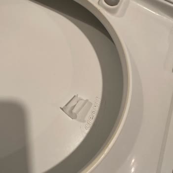 Creavit Klozet Kapağı Menteşe Piminde Sürekli Kırılma Ve Yedek Parça Sorunu