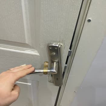 Hastanede Uygun Mescit Alanı Bulunmaması Ve İbadet Zorluğu