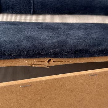 Ayıplı Koltuk Takımı Ve Çözülmeyen Sorunlar Nedeniyle Mağduriyet