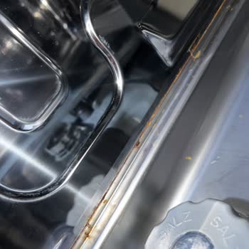 Samsung Bulaşık Makinesinde Paslanma Ve Haksız Ücret Talebi