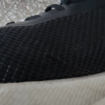 FLO Mağazasından Alınan Ayakkabı Kısa Sürede Yırtıldı, İade Talebim Reddedildi