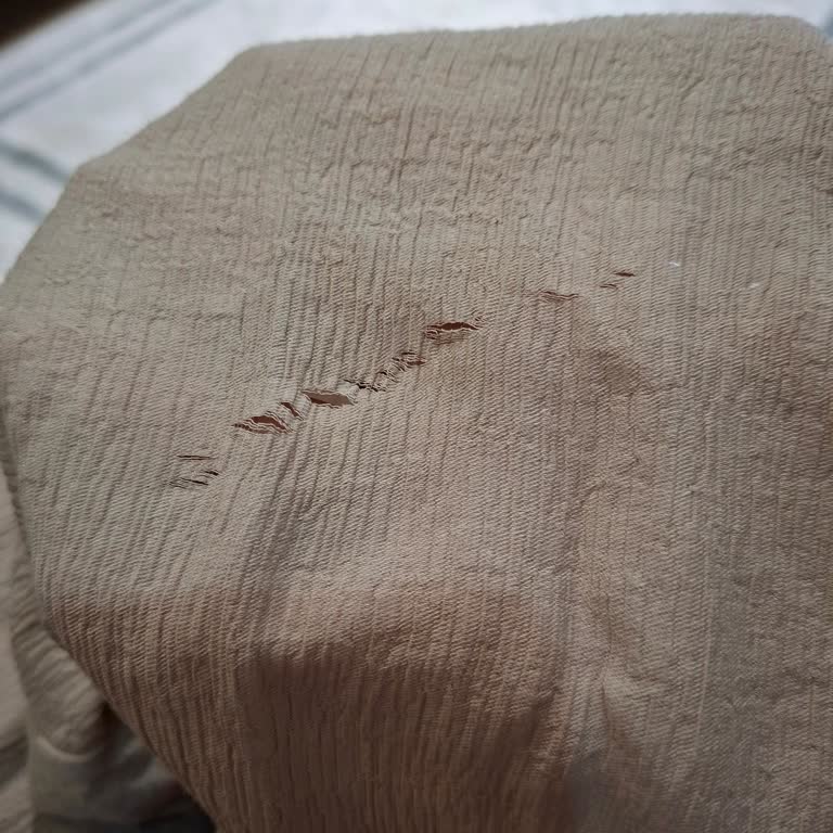 Kullanılmadan Yırtılan Kimono İçin Mağduriyetimin Giderilmesini İstiyorum