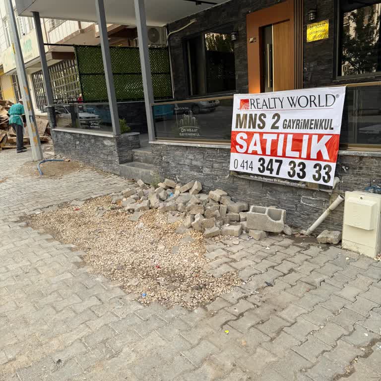 Ahmet Erseven Mahallesi'nde Uzun Süredir Çözülemeyen Parke Sorunu Ve Belediyeden Geri Dönüş Eksikliği