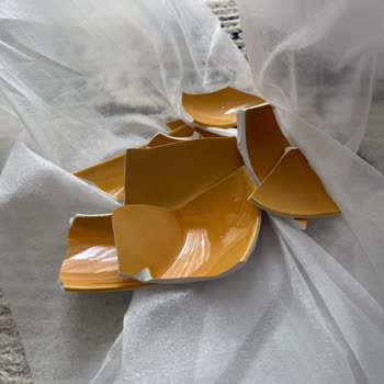 Kırık Gelen Porselen Ürünler Ve Yetersiz Müşteri Hizmeti Deneyimi