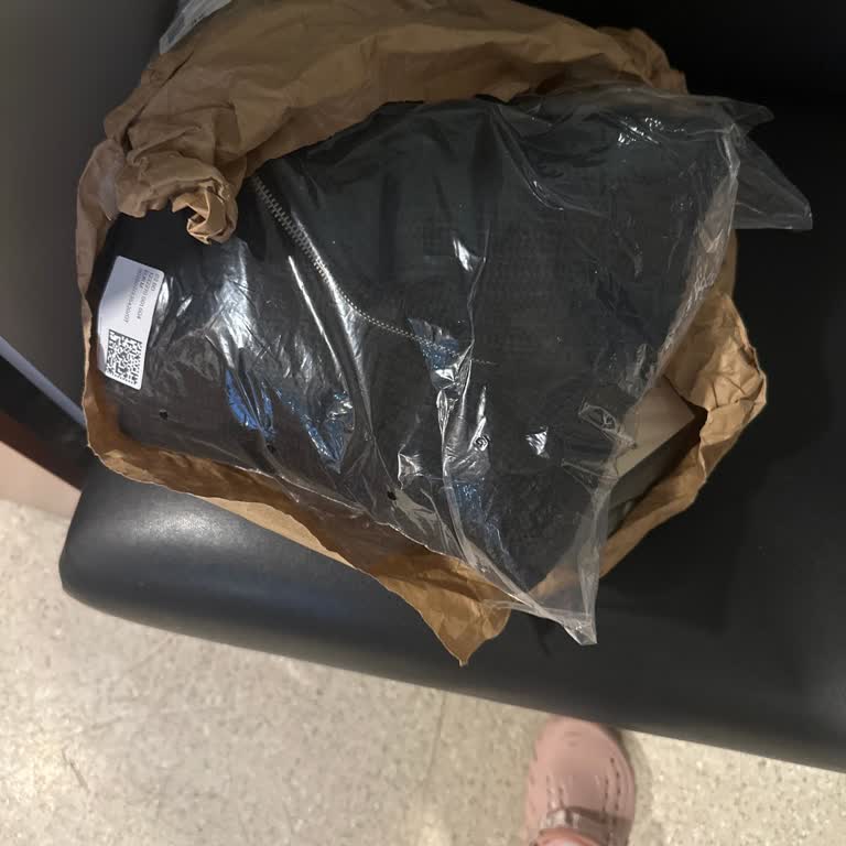 Eksik Ürünler Ve Yırtık Paket: H&M'den Yanıtsız Kalan Siparişim