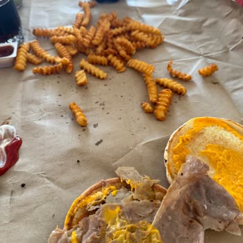 Mersin Mezitli Arby's Şubesinde Eksik Ürün Ve Yetersiz Hizmet Sorunu