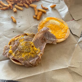 Mersin Mezitli Arby's Şubesinde Eksik Ürün Ve Yetersiz Hizmet Sorunu