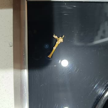 Dardanel Hindi Fümeli Sandviçten Çıkan Sert Cisim Sağlığımı Tehlikeye Attı