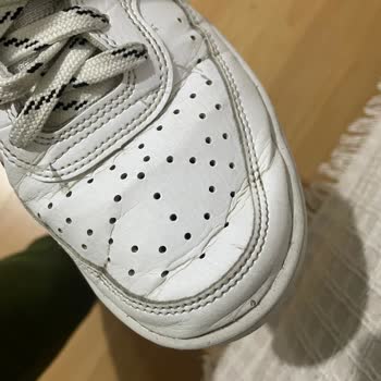 Nike Kısa Sürede Çatlayan Ayakkabı İçin İade Talebim Reddedildi