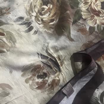 Yeni Aldığım Eşarp Kısa Sürede Yırtıldı, İletişim Kuramıyorum!