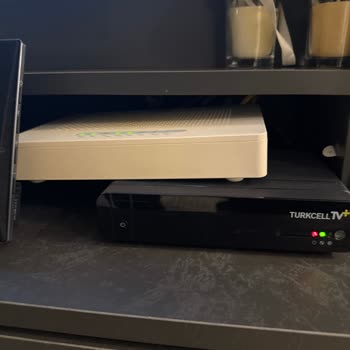 Sürekli Kesilen İnternet Ve TV+ Hizmetine Kalıcı Çözüm Bekliyorum