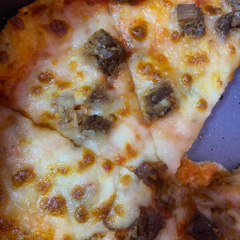 Soğuk Ve Eksik Malzemeli Pizza, Uzun Teslimat Süresi Mağduriyeti