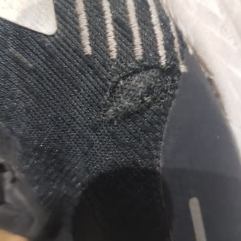 Reebok Ayakkabım Kısa Sürede Yırtıldı Değişim Talebim Reddedildi