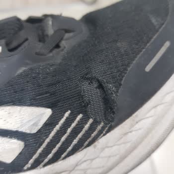 Reebok Ayakkabım Kısa Sürede Yırtıldı Değişim Talebim Reddedildi