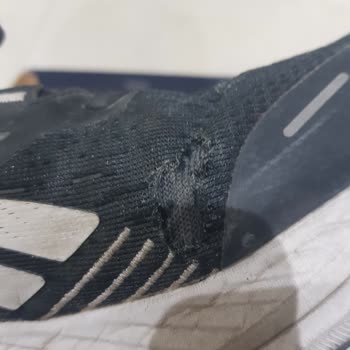 3 Ayda Yıpranan Reebok Ayakkabı İçin İade Ve Detaylı İnceleme Talebi