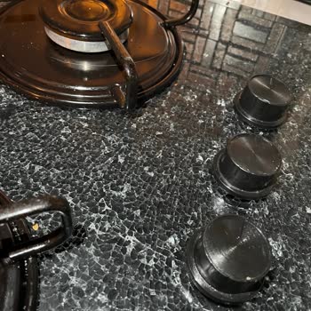 Yeni Alınan Ankastre Ocak Camı Patladı Can Güvenliğimiz Tehlikede