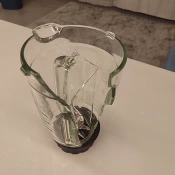 Philips Blenderın Cam Sürahisi Kısa Sürede Kırıldı Ve Garanti Dışı Bırakıldı