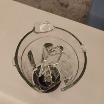 Philips Blenderın Cam Sürahisi Kısa Sürede Kırıldı Ve Garanti Dışı Bırakıldı