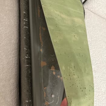 Kırık Mobilya Teslimatı Ve İlgisiz Müşteri Hizmeti