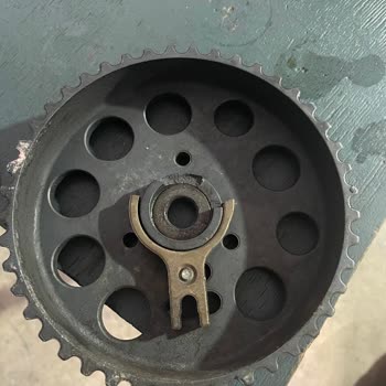 Bakım Gerektirmeyen Eksantrik Kasnağı Kırıldı, Yüksek Masraf Ve Güvenlik Riski