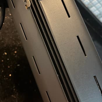 Grundig CG 6861 Paint Peeling After Second Use - No Response From Support