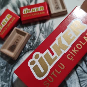 Son Kullanma Tarihi Geçmemiş Ülker Napoliten Çikolata Bozuk Çıktı, Güvenim Sarsıldı