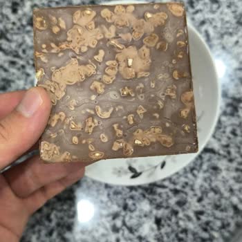 Aldığım Ülker Çikolata Bayat Ve Bozuk Çıktı, Kalite Kontrolü Sorguluyorum