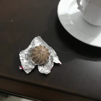 Son Kullanma Tarihi Geçmemiş Çikolata Bozuk Çıktı Şaşkınlık Ve Hayal Kırıklığı Yaşadık