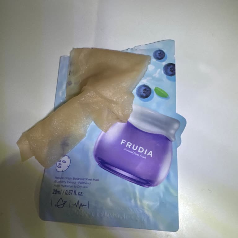 Frudia Aldığım Kağıt Maskede Kötü Koku Ve Renk Değişimi, Son Kullanma Tarihi Belirsizliği