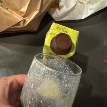 Hamilelikte Güvenimi Sarsan Bozuk Sütlü İçecek Deneyimi