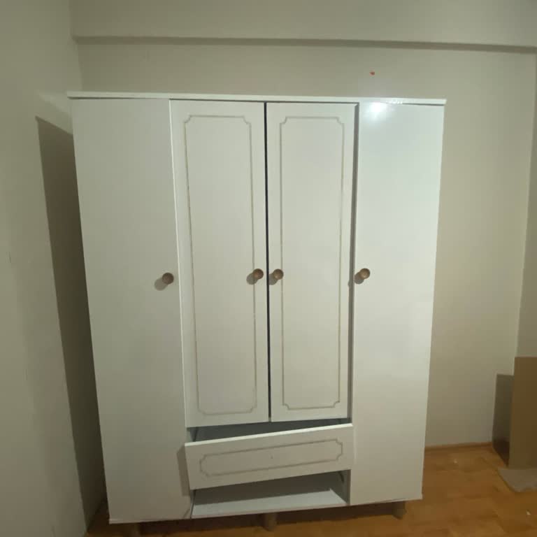 Yanlış Ve Uyumsuz Parçalarla Gelen Dolap, İletişim Sorunu Ve Mağduriyet