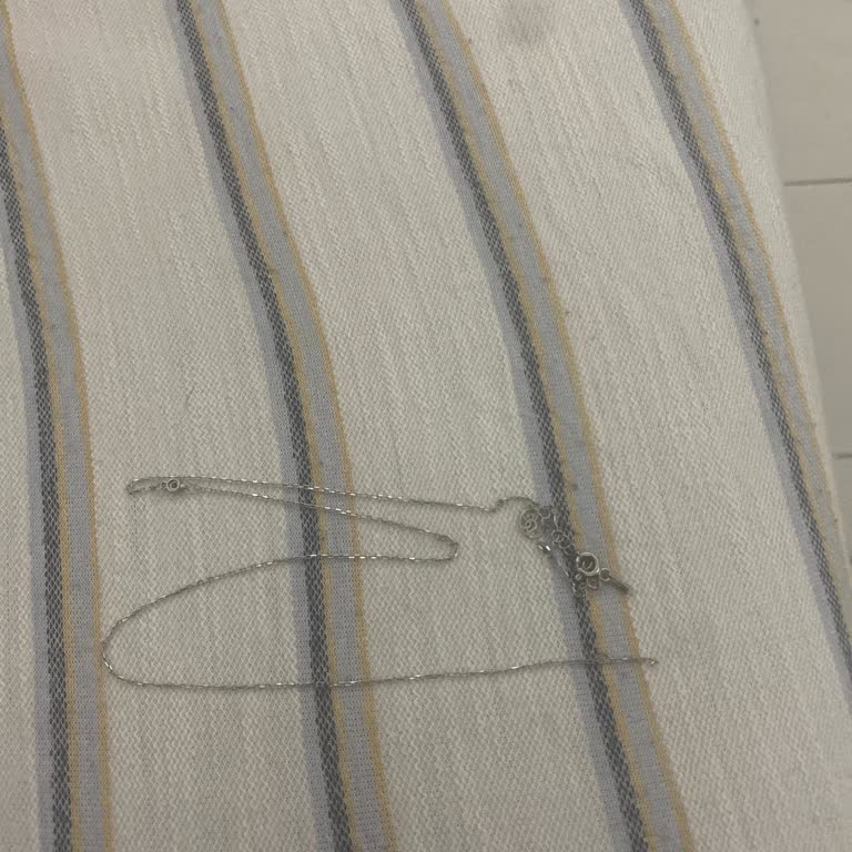 Manevi Değeri Yüksek Kolyemin Ucu Sürekli Kopup Kayboldu