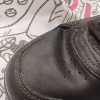 Kısa Sürede Deforme Olan Ayakkabıya İki Kez Reddedilen İade Talebi