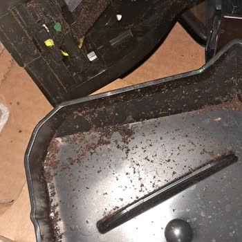 Küflü Ve Paslı Espresso Makinesi İadesi Reddedildi, Sağlıksız Ürün Israrla Geri Gönderiliyor