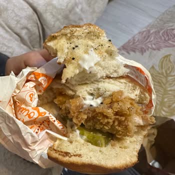 Popeyes Bozuk Ve Yanmış Ürünlere Karşı İlgisiz Müşteri Hizmeti