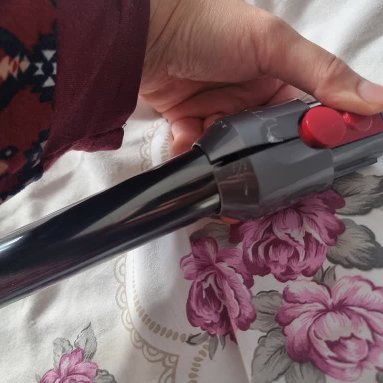 Garanti Kapsamındaki Süpürgemin Borusu Bir Aydır Değiştirilmiyor