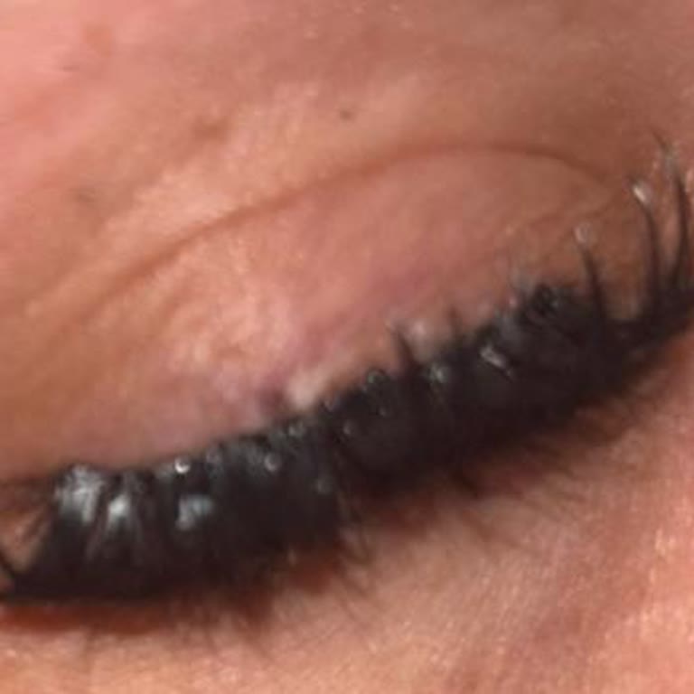 Özge Kılıç Beauty İpek Kirpik Uygulamasında Sorun Yaşadım!