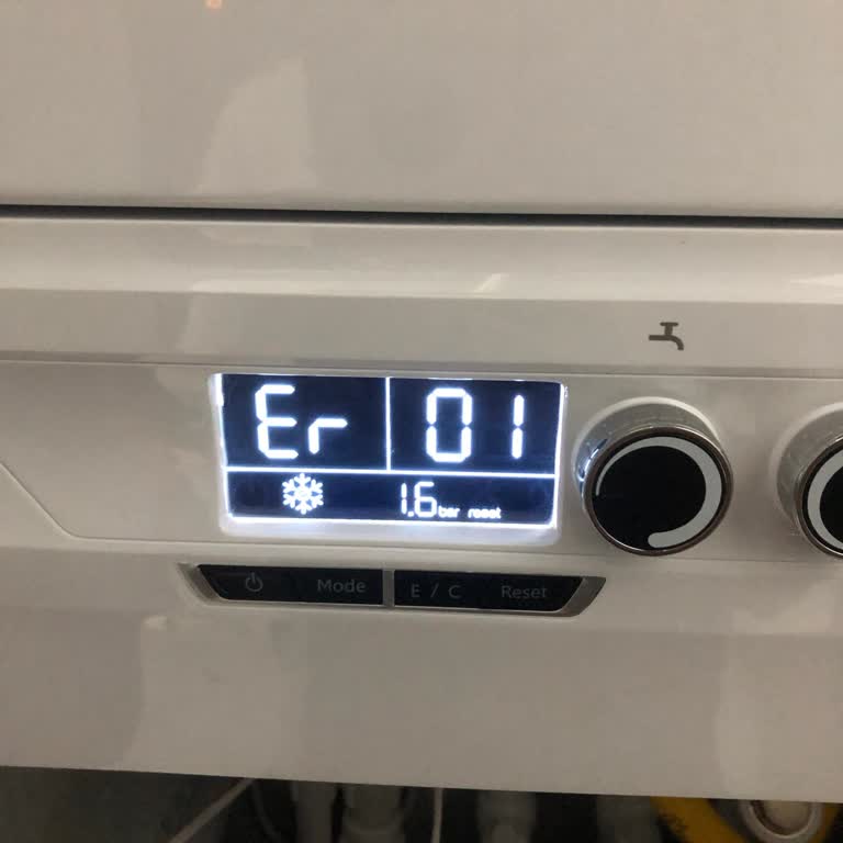 Yeni Alınan Kombide Sürekli Arıza Ve Çözülmeyen Sorunlar Nedeniyle Ürün Değişimi Talebi