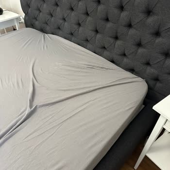 Soley İlk Kullanımda Lekeli Ve Tüylenmiş Çarşaf Gönderildi