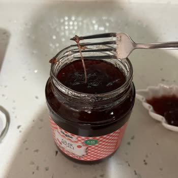 BİM'den Alınan Reçelde Plastik Parça: Sağlık Riski Ve Denetim Talebi