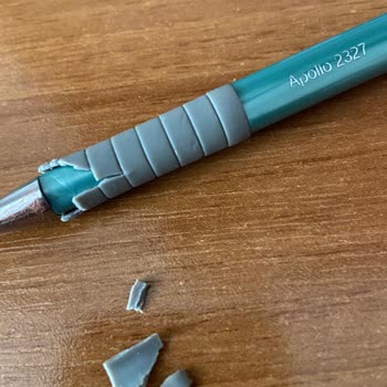 Faber-Castell Apollo 2327 Kalemin Tutma Kısmı Kısa Sürede Parçalandı Ürün Kalitesi Hayal Kırıklığı