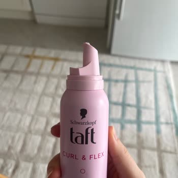 Satın Aldığım Saç Spreyi Kısa Sürede Bozuldu, Değişim Talep Ediyorum