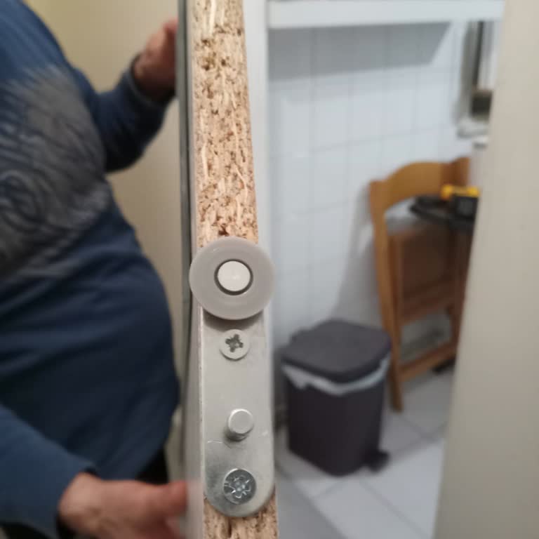 Eksik Dolap Parçası Ve Koçtaş Mağazaları Arası İletişimsizlik Mağduriyeti