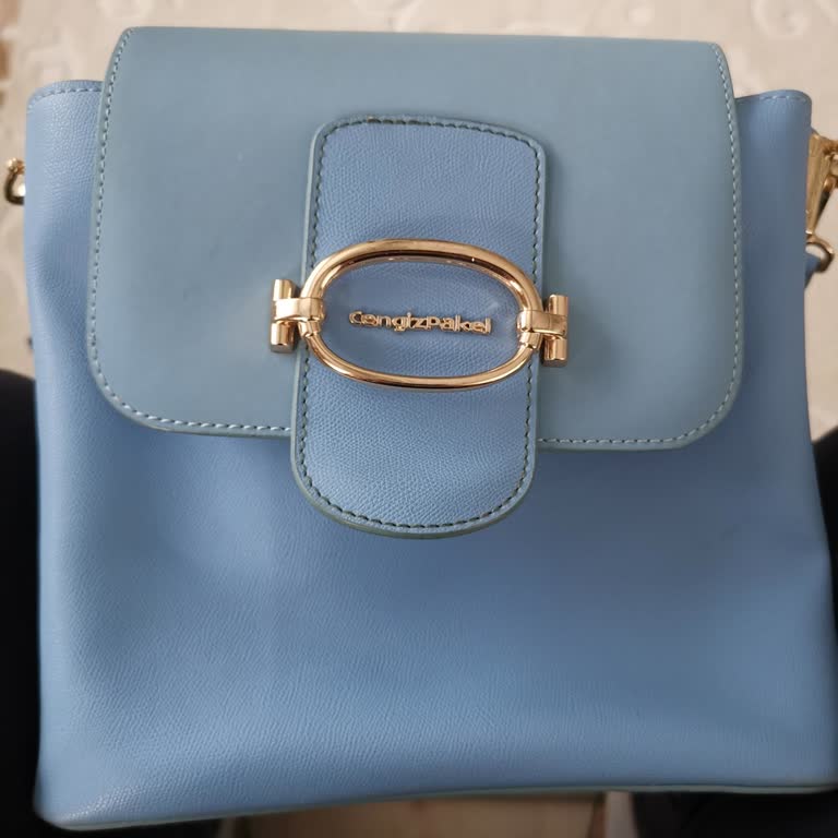 Az Kullanımda Renk Solması Ve Dikiş Hatası Hayal Kırıklığı Yarattı