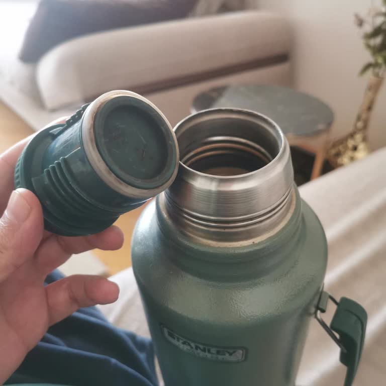 Stanley Termos Sıcak Tutma Performansını Kaybetti, Kapak Sorunu Çözülmüyor