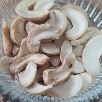 Açık Kuruyemişte Hijyen Sorunu Ve Sağlık Riski: Kaju İçinden Kurt Ve Böcek Çıktı