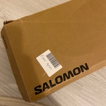 Boyner Yanlış Ve Eksik Kontrol Nedeniyle Farklı Çift Ayakkabı Gönderildi