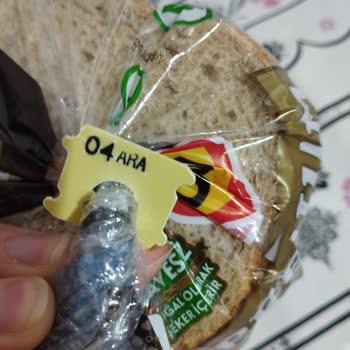 Son Kullanma Tarihi Geçmemiş Ekmeğin Küflü Çıkması Sağlığımı Tehdit Etti